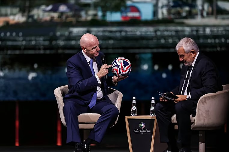 إنفانتينو: السعودية تقود تحولاً تاريخياً في كرة القدم العالمية