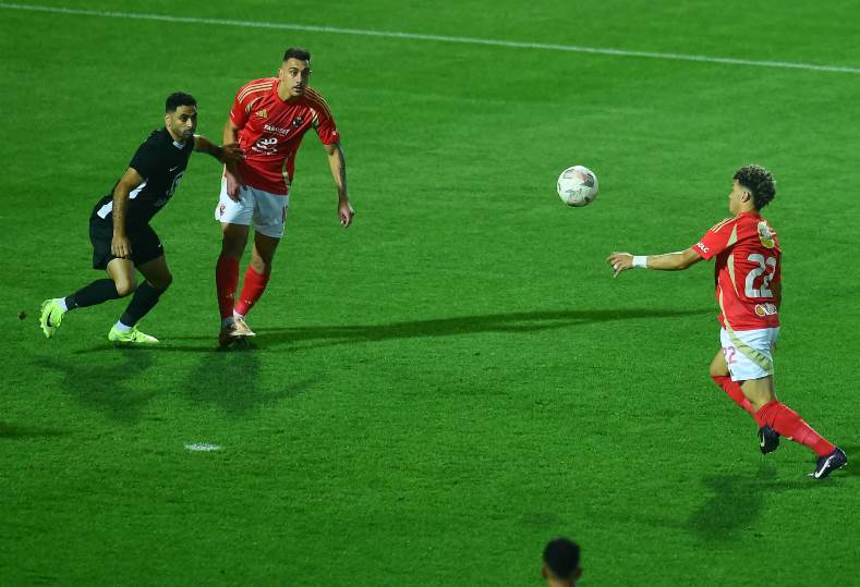 الأهلي على بعد خطوات من التتويج.. تفاصيل المواجهة المصيرية أمام البنك الأهلي في الدوري المصري