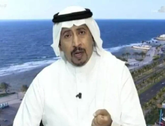 الناقد الرياضي محمد الشيخي يُحلِّل فوز الأهلي على الفتح في دوري روشن السعودي، مشيرًا إلى نقاط القوة والضعف قبل مواجهة النصر المرتقبة. اطّلع على التحليل الكامل.