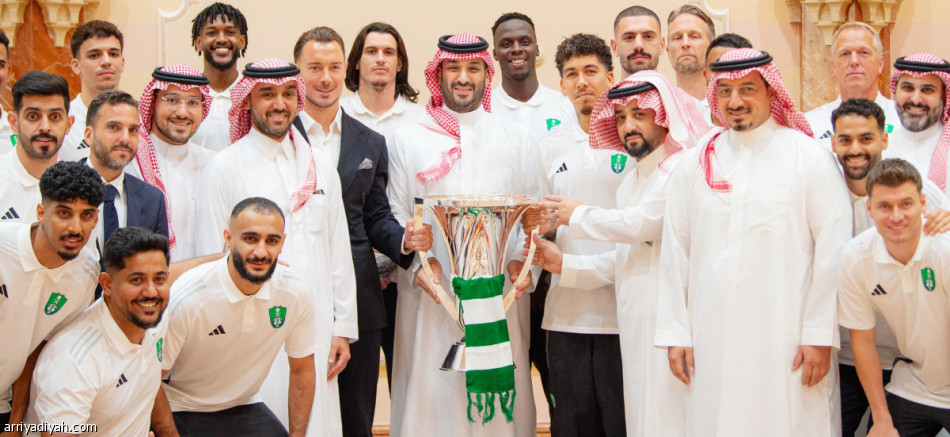 ولي العهد يستقبل أبطال الأهلي بمناسبة تتويجهم بدوري أبطال آسيا للنخبة