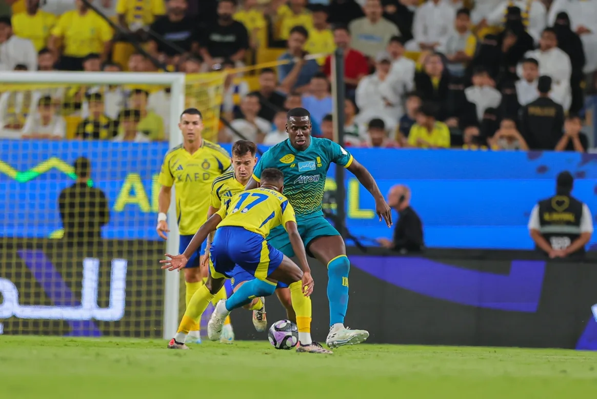قضية النصر والعروبة: بين موجات التضليل الإعلامي وثبات القضاء الرياضي