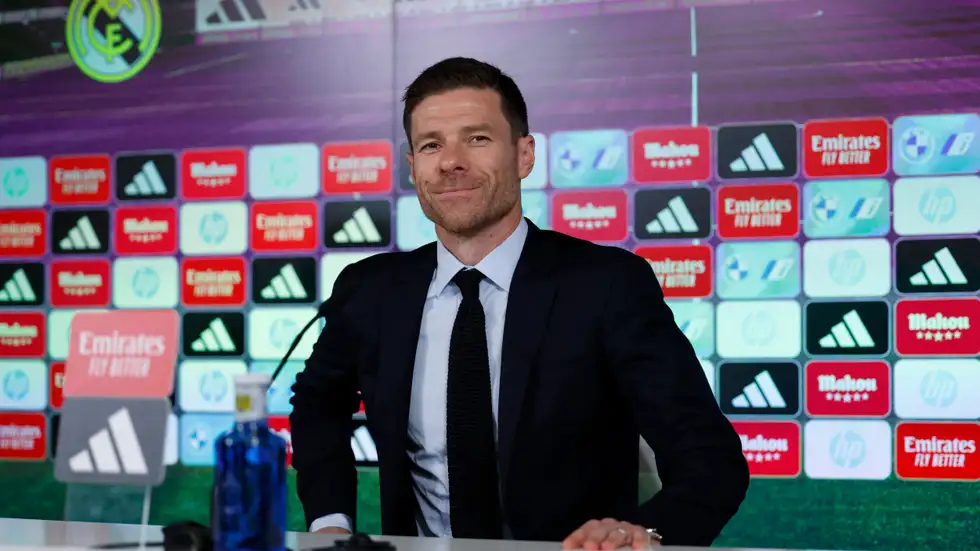 ألونسو يعلن بداية عهد جديد لريال مدريد: "سأجعل الجماهير تشعر بالفخر"