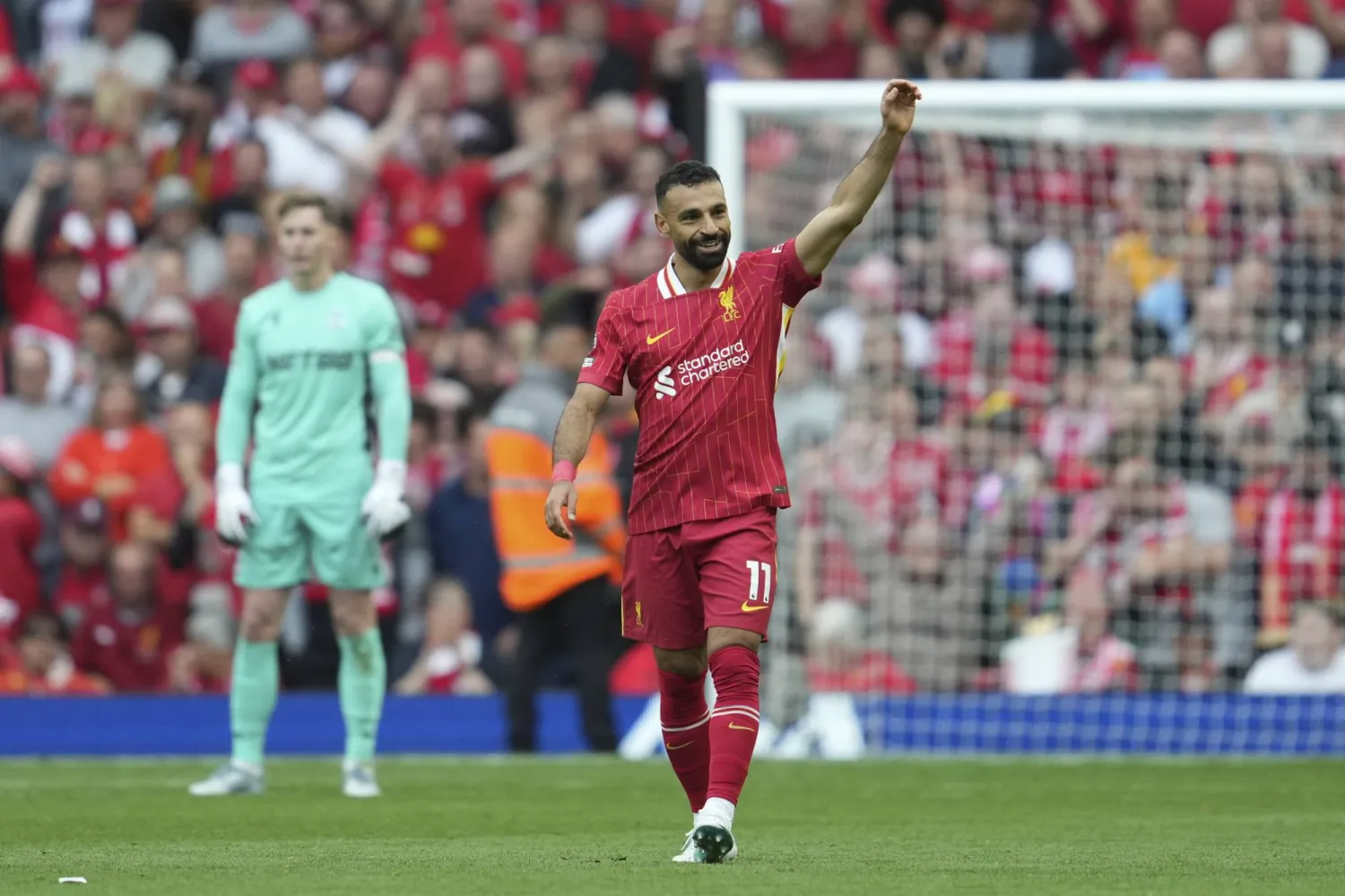 ليفربول يتوج بلقب الدوري الإنجليزي بتعادل دراماتيكي أمام كريستال بالاس
