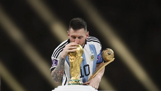 يصر منتخب الأرجنتين على أن يظل النجم الساحر ليونيل ميسي هو القائد في كأس العالم 2026 بعد فوزهم بلقب مونديال 2022.