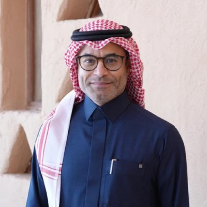 محمد الشيخ يثير الجدل بتغريدة عن حكم نهائي كأس الملك بين الاتحاد والقادسية