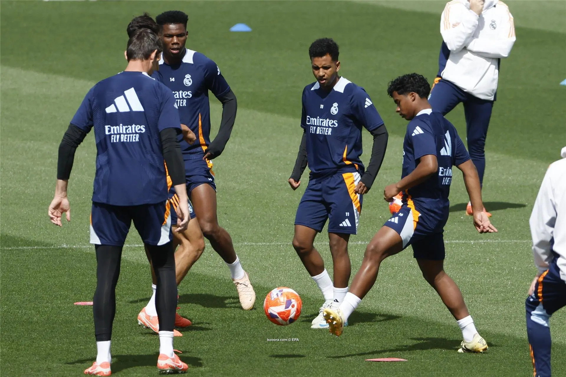 أزمات متتالية لريال مدريد: إصابة رودريجو تضاعف متاعب أنشيلوتي قبل مواجهة مايوركا