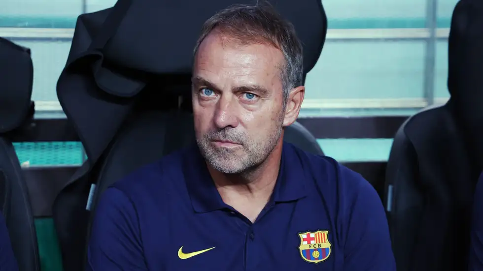 إصابات برشلونة تعيد إلى الواجهة أزمة فليك مع الغيابات المتكررة