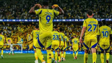 نادي النصر يطالب لجنة الحكام بإيقاف جون دوران لمباراة واحدة