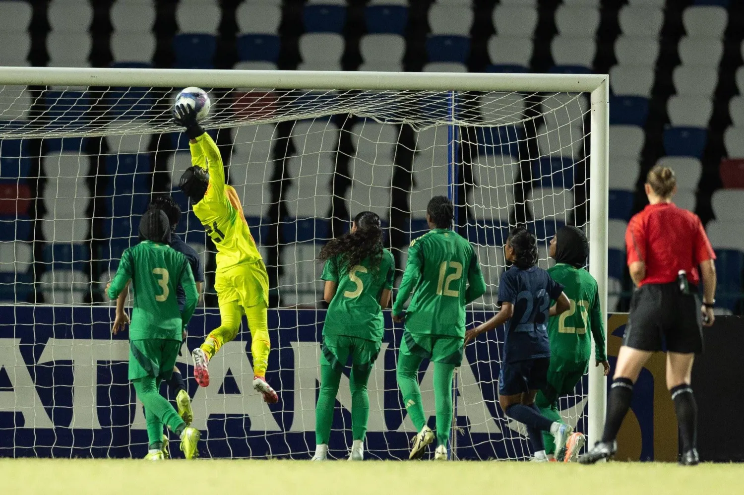خروج المنتخب السعودي للسيدات من تصفيات كأس آسيا 2026 بعد ثلاث هزائم متتالية