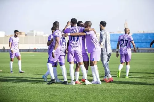 الخلود يتغلب على الوحدة بهدف ميزيان ماوليدا في الدوري السعودي، ليرتقي إلى المركز 11 بينما يظل الوحدة في ذيل الترتيب برصيد 13 نقطة.