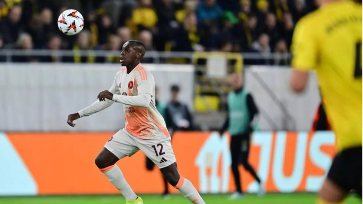 مفاجأة من العيار الثقيل.. سعود عبدالحميد يفضل تولوز على العودة للدوري السعودي
