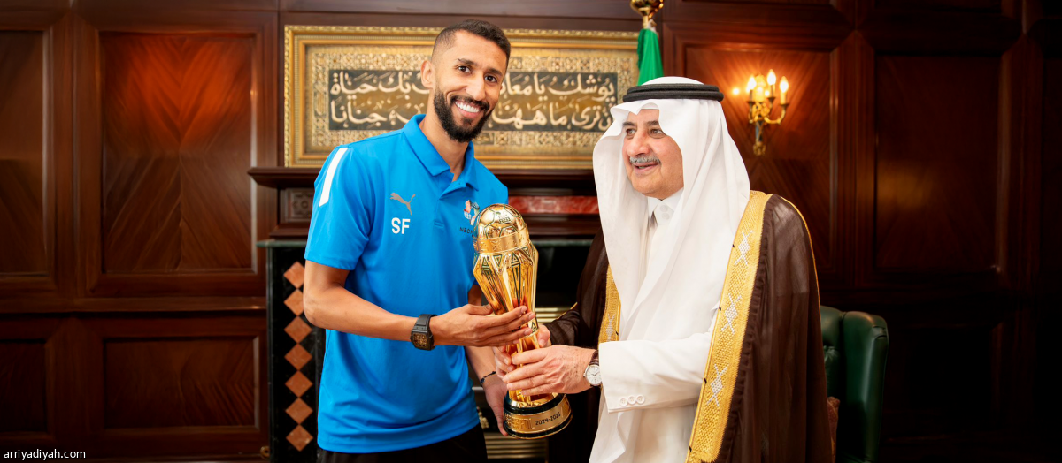 أمير تبوك يهنئ نادي نيوم بمناسبة الصعود لدوري روشن السعودي