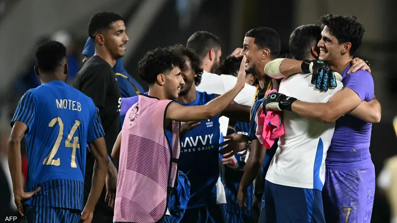 الهلال يكافئ لاعبيه بمليوني ريال لكل لاعب بعد الإنجاز التاريخي أمام مانشستر سيتي