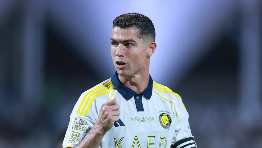 الدوري الأمريكي يطارد رونالدو.. هل نشهد فصلًا جديدًا في الصراع مع ميسي؟