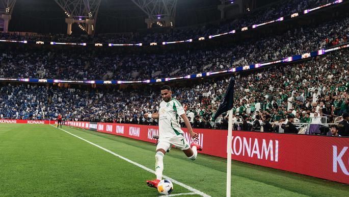 محرز: "نطمح لصنع التاريخ مع الأهلي بأول لقب آسيوي في النهائي"