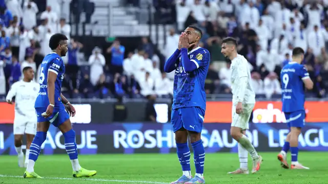 الهلال يتعثر أمام الشباب.. وانتقادات لاذعة توجّه للاعبين والجهاز الفني