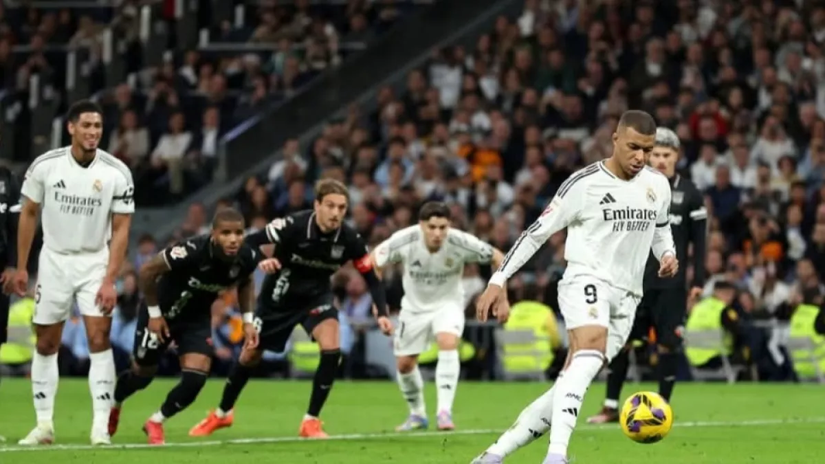 برشلونة وريال مدريد يخوضان مواجهة مصيرية في كلاسيكو الأرض