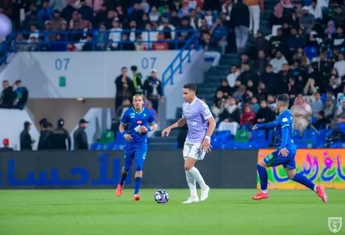 التعاون يوقف مسلسل انتصارات الفتح بثنائية بارو في دوري روشن السعودي