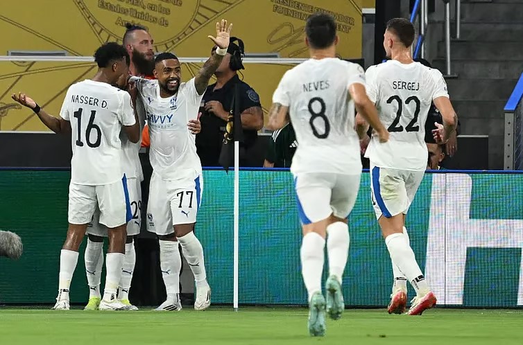 الهلال يتأهل لثمن نهائي كأس العالم للأندية 2025 بعد الفوز على باتشوكا المكسيكي
