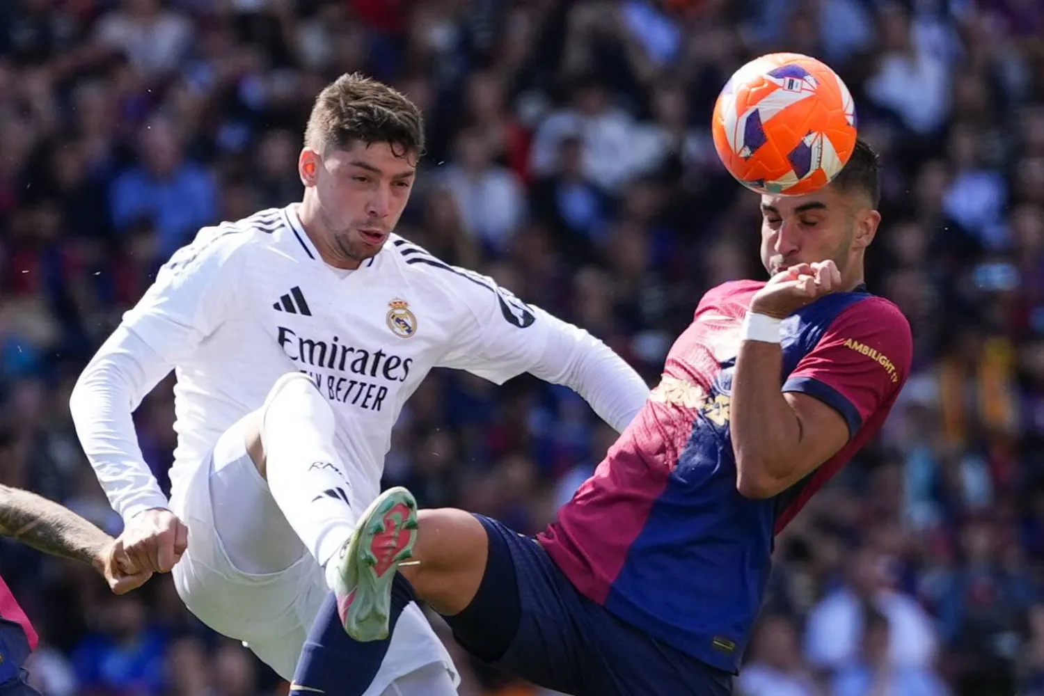 برشلونة يكتب التاريخ بأربعة انتصارات على ريال مدريد في موسم واحد