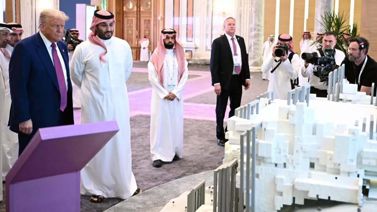 محمد بن سلمان وترامب يستعرضان استعدادات السعودية لاستضافة كأس العالم 2034