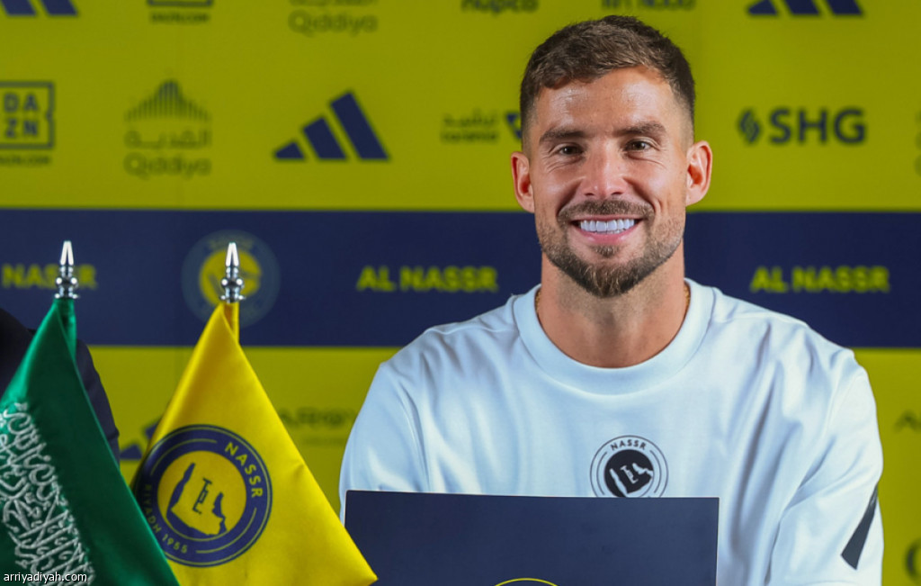 مارتينيز يستعيد ذكرياته الأوروبية مع رونالدو وبنزيما في الدوري السعودي