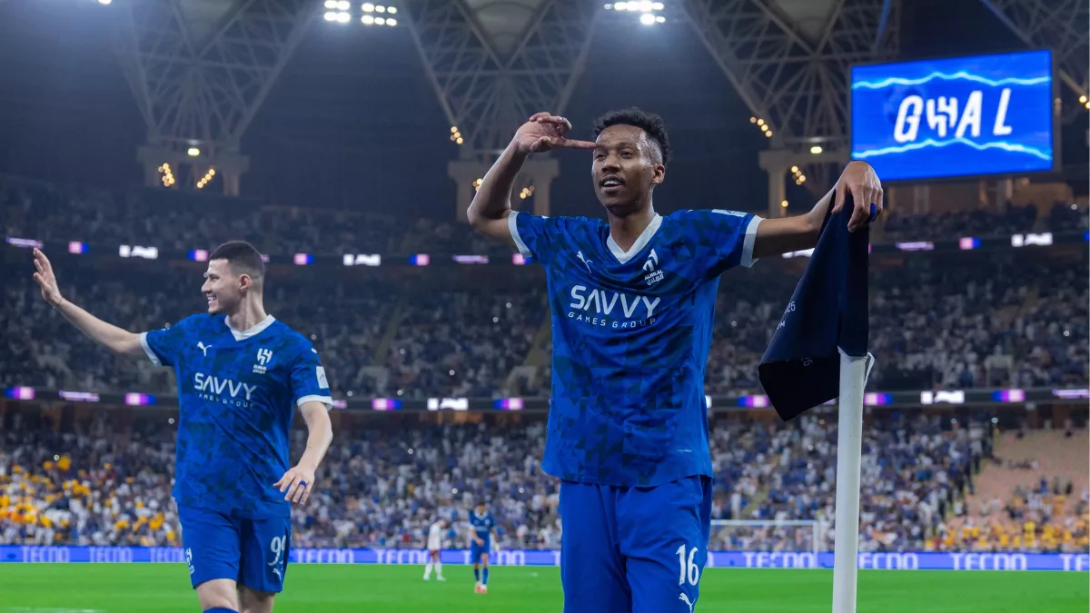 جدل مستمر حول سباعية الهلال.. الدويش: "لا تصنعوا تاريخاً للفريق الكوري"