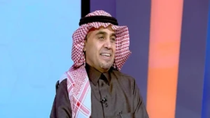 الناقد الجاسر يرد بقوة على منتقدي فتح فترة التسجيل للهلال: "قاتلهم الله ما أحقدهم