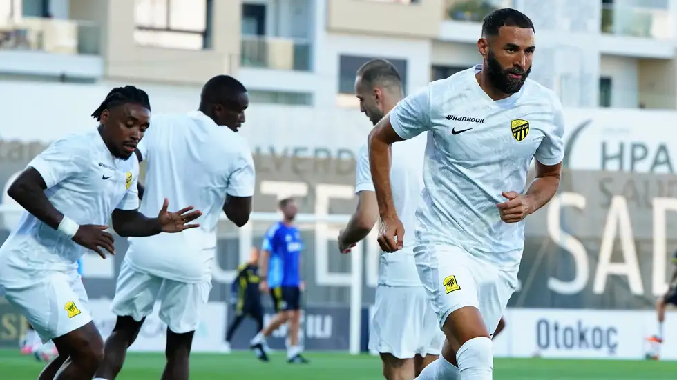 اللقاء الودي بين الاتحاد وفولهام: الموعد والقنوات الناقلة وكل التفاصيل
