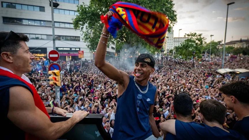 برشلونة يربط يامال بمليار يورو.. وخطة طموحة لتحويله إلى أسطورة كتالونية