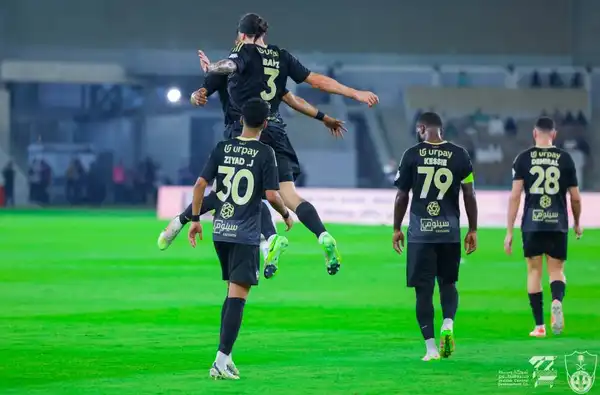 الأهلي السعودي ينفي وجود قضايا متعددة لدى FIFA