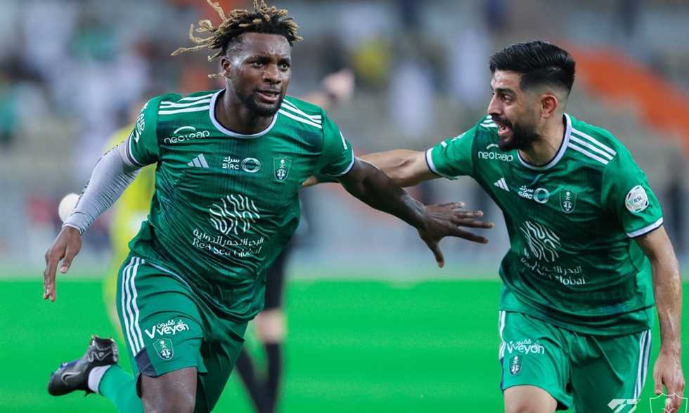 أهلي جدة يرفض عرضاً فرنسياً لضم ماكسيمان ويصر على الاحتفاظ بنجمه