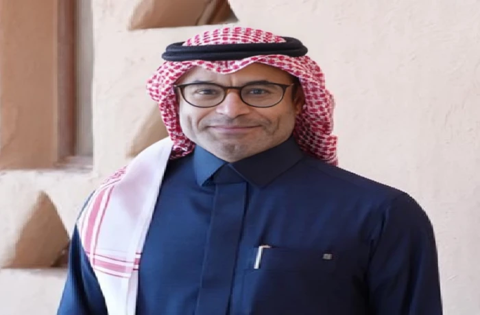 الناقد محمد الشيخ يسخر من تعدد القرارات "النهائية" في قضية الوحدة والنصر