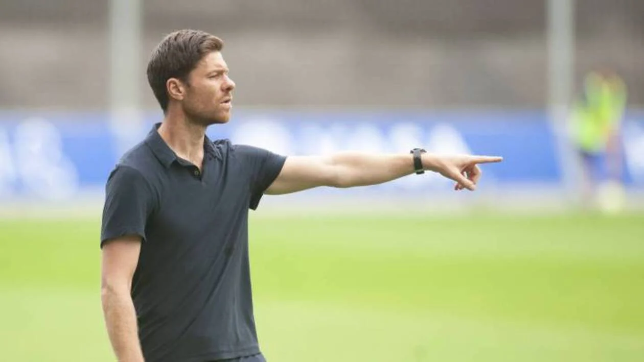 ريال مدريد يُعِدّ الخطط لانطلاق عصر تشابي ألونسو.. ووجهات نظر متباينة حول التوقيت الأمثل