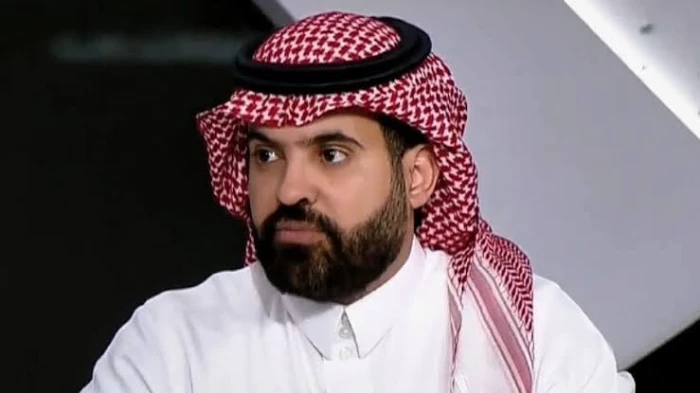 الحنيان يفجر مفاجآت حول تعثر مفاوضات الهلال مع أوسيمين وإيزاك