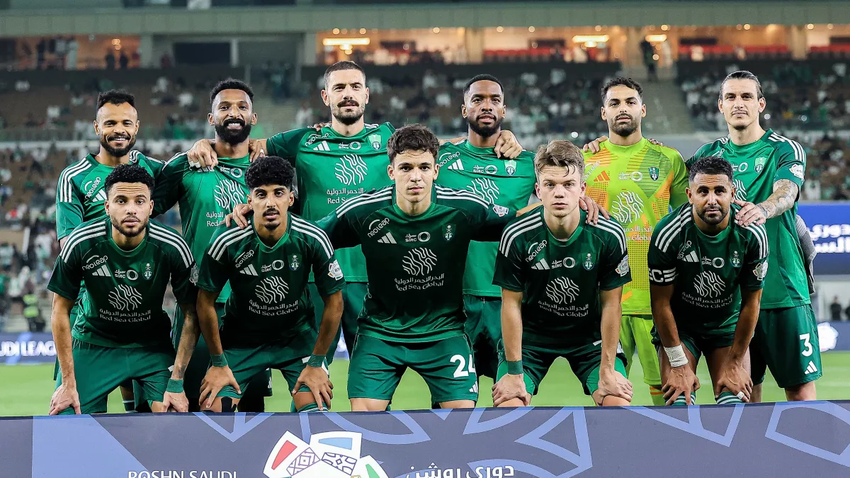 أزمة تعاقدية تهز الدوري السعودي.. الفتح يشتكي الأهلي لمركز التحكيم بشأن صفقة البريكان