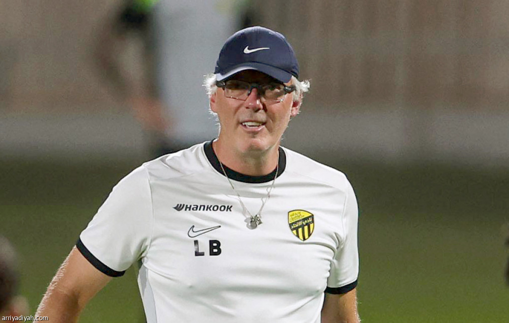 العبسي والجليدان ضمن بعثة الاتحاد المتجهة إلى هونج كونج لخوض كأس السوبر