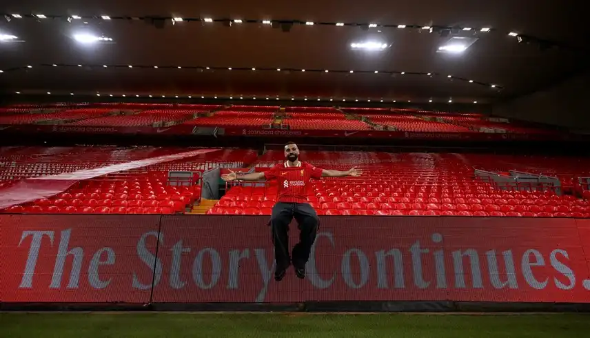 محمد صلاح يصبح سابع أعلى لاعب أجراً في العالم بعد تجديد عقده مع ليفربول