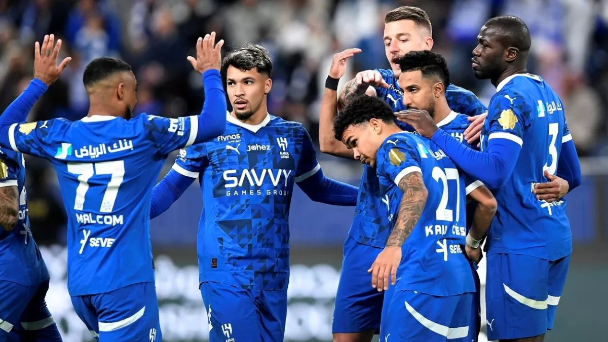 ثلاثي أوروبي وبرازيلي يتنافس على خدمات كايو سيزار لاعب الهلال