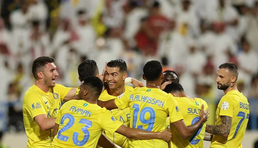 الهلال يعلن التعاقد مع مدافع النصر الدولي علي لاجامي