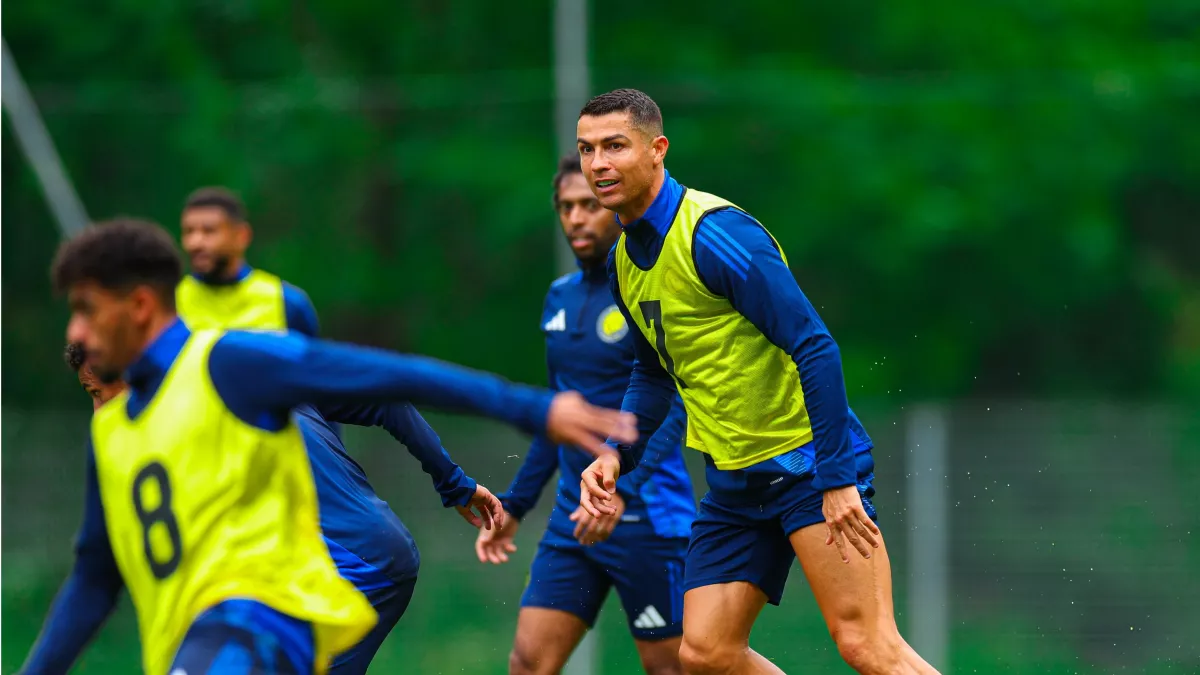 خيسوس يقلب الطاولة.. نواف العقيدي حارساً أساسياً لبينتو في النصر