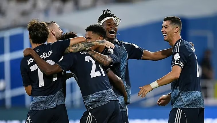 النصر يواجه الخلود في مواجهة مثيرة بدوري روشن السعودي