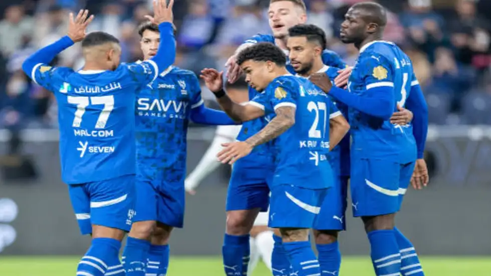 الهلال يشن هجومًا انتقاليًا جديدًا.. إيزاك في دائرة الاهتمام بعد تعثر صفقة أوسيمين