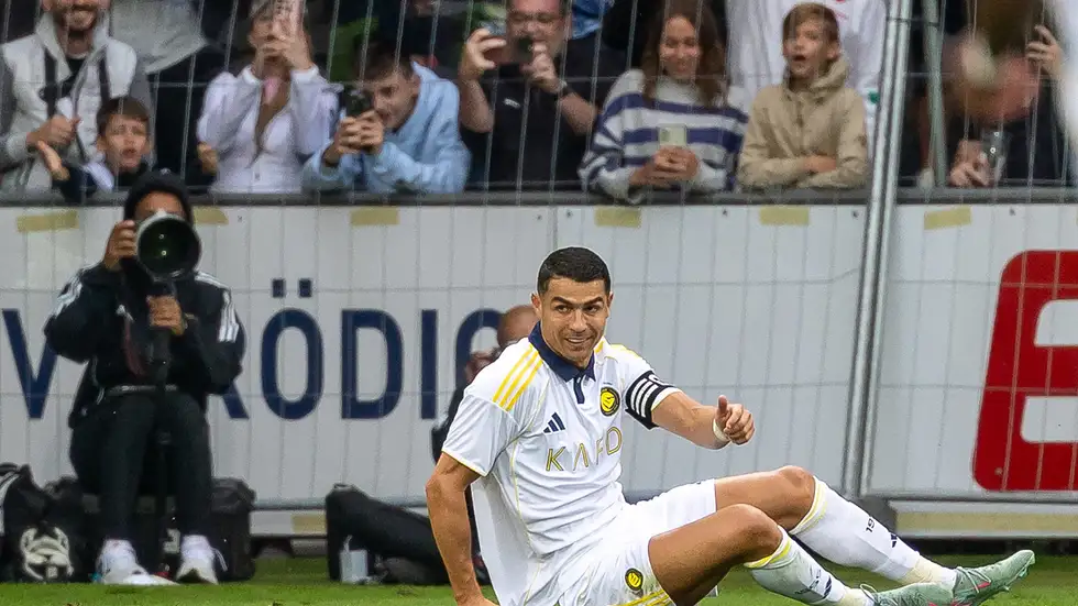 رونالدو يطمح لضم جرينوود لكن مارسيليا يغلق الباب أمام النصر
