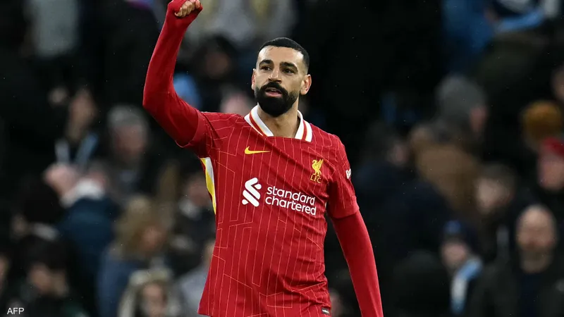 صلاح يتوج بلقب أفضل لاعب في الدوري الإنجليزي للمرة الثالثة.. وإنجاز تاريخي جديد