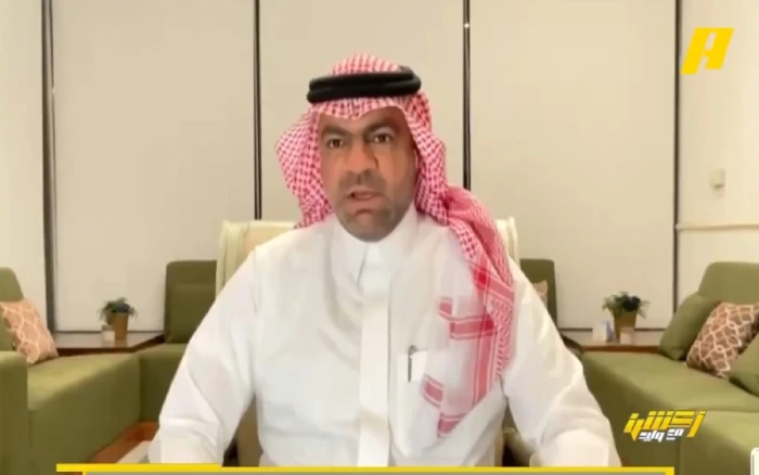 إعلامي رياضي يهاجم حكم مباراة الهلال والفتح: "هدف غير شرعي وغير صحيح"