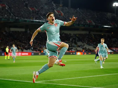 مباراة مثيرة تنتهي بالتعادل بين برشلونة وأتلتيكو مدريد في كأس ملك إسبانيا