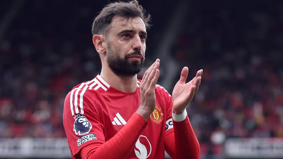 مانشستر يونايتد يُمنح فرنانديز ودالوت إجازة حدادًا على رحيل جوتا